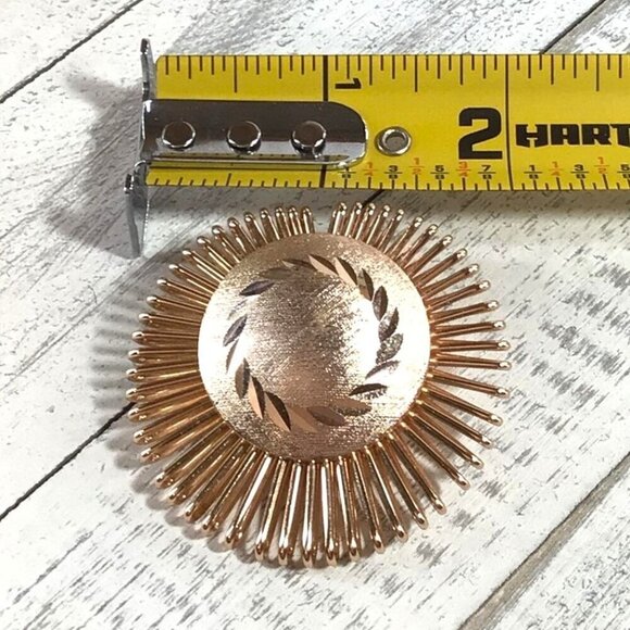 Vintage Scarf Clip Gold Tone Sunburst Style - Picture 3 of 4